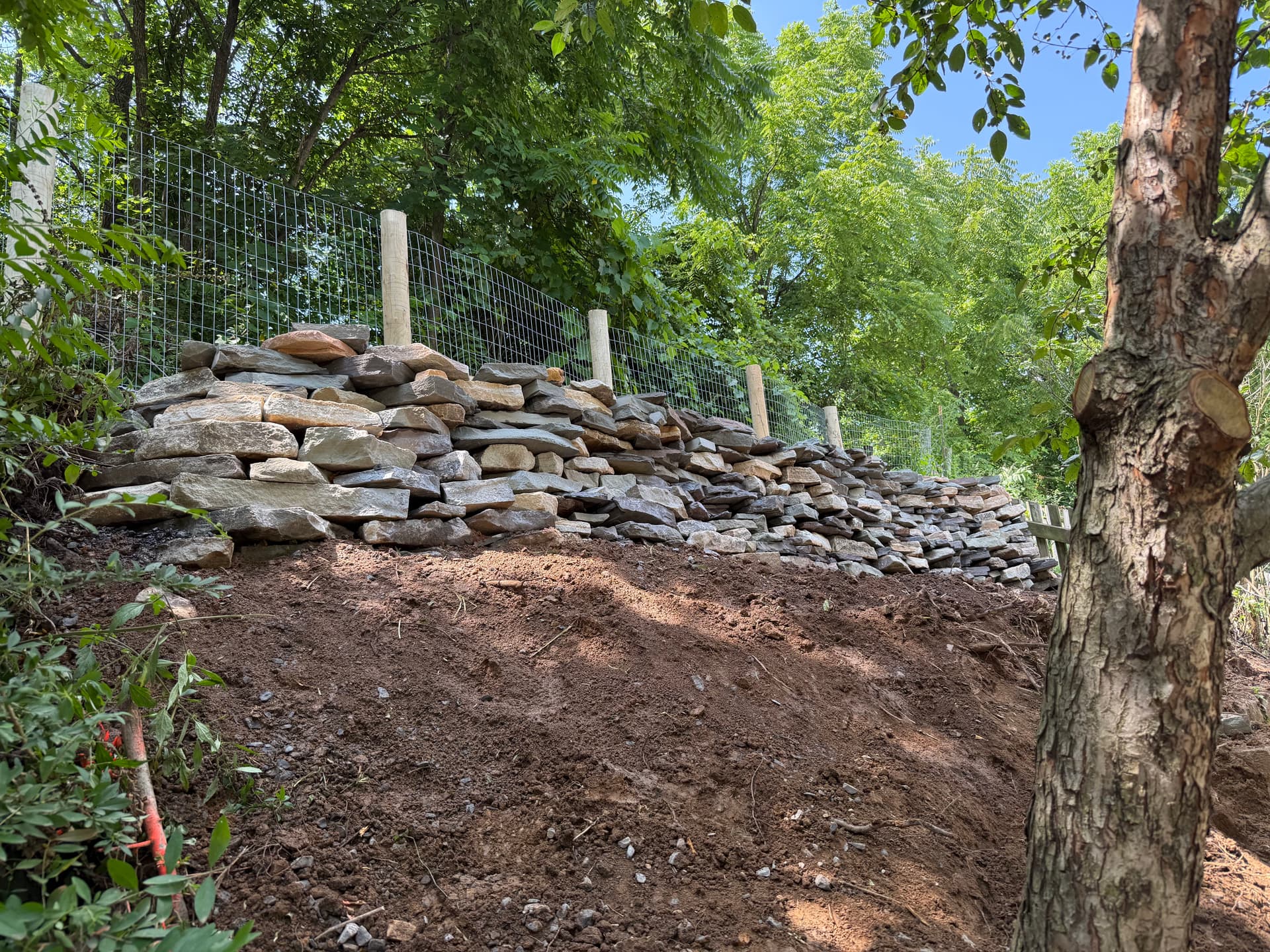 Gallery photos for Natural Stone Retaining Wall Built to Hold and Drain Right: Image #8