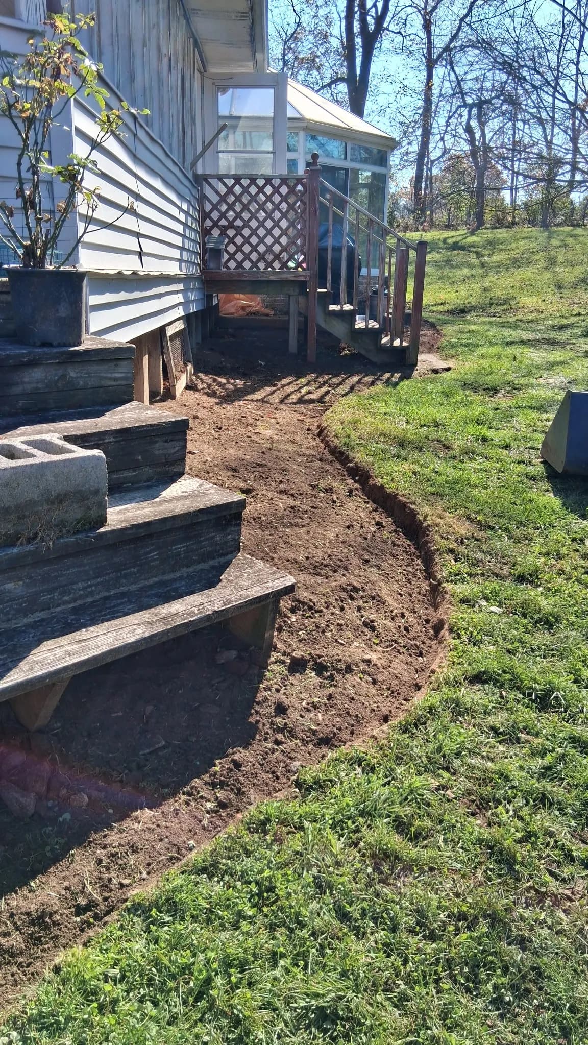 Landscape Bed Prep Done Right - Grading and Clean Edges image